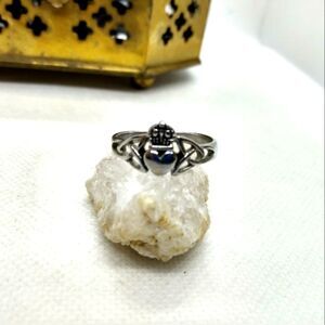 Claudaugh silver ring size 7